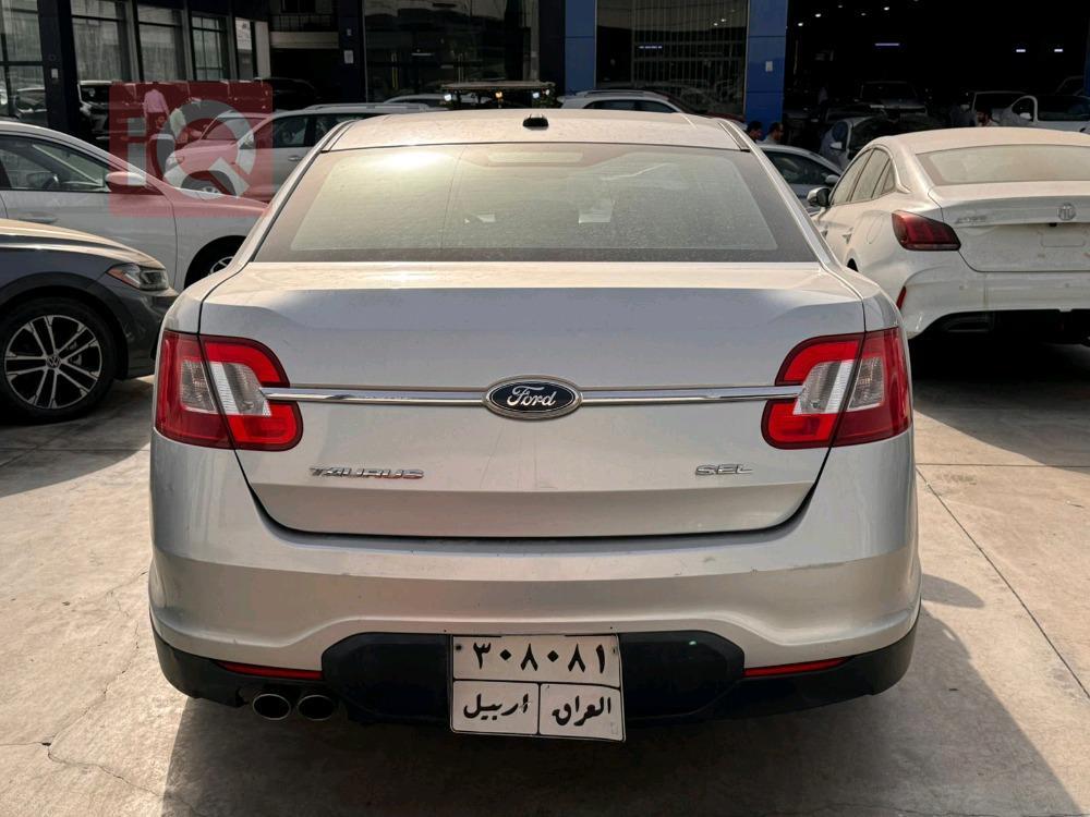 فورد تورس